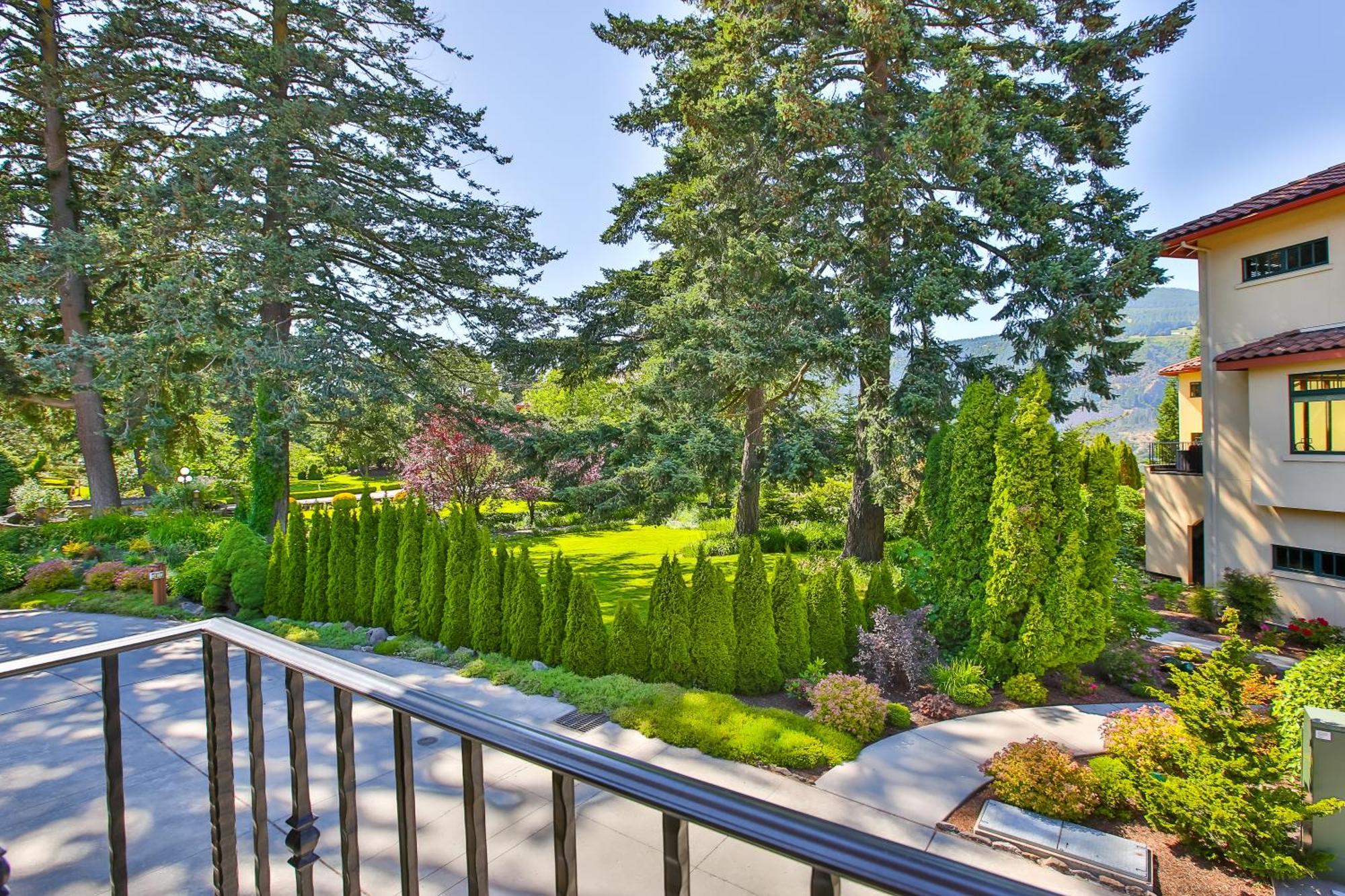 Columbia Cliff Villas Hood River Exterior foto