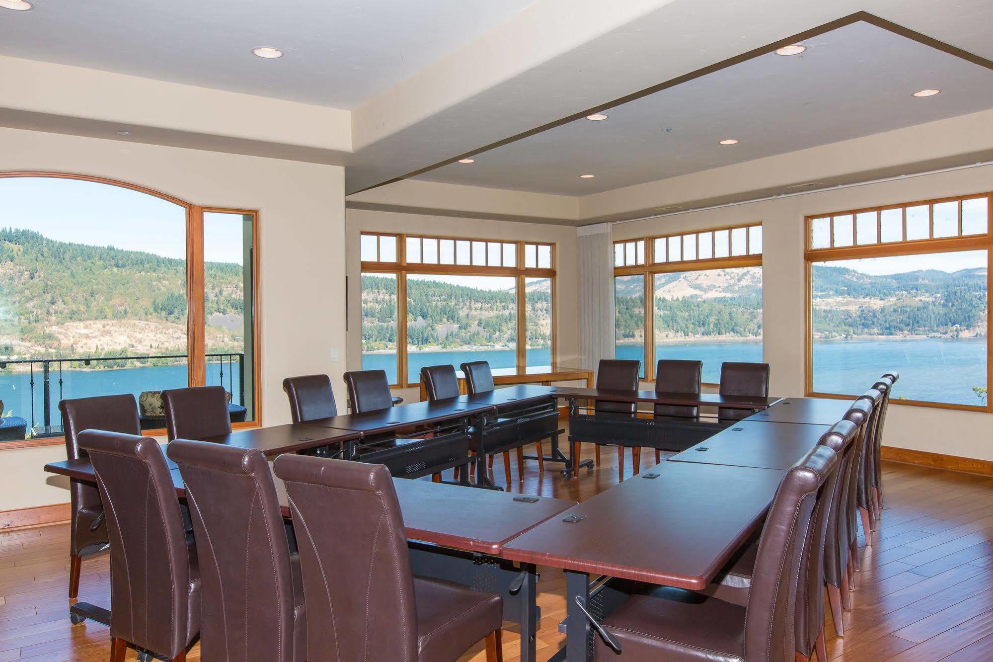 Columbia Cliff Villas Hood River Exterior foto